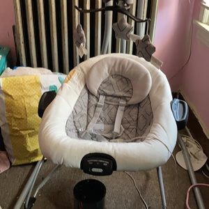 Graco Baby Swing